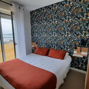 Hotel Au Bon Accueil **